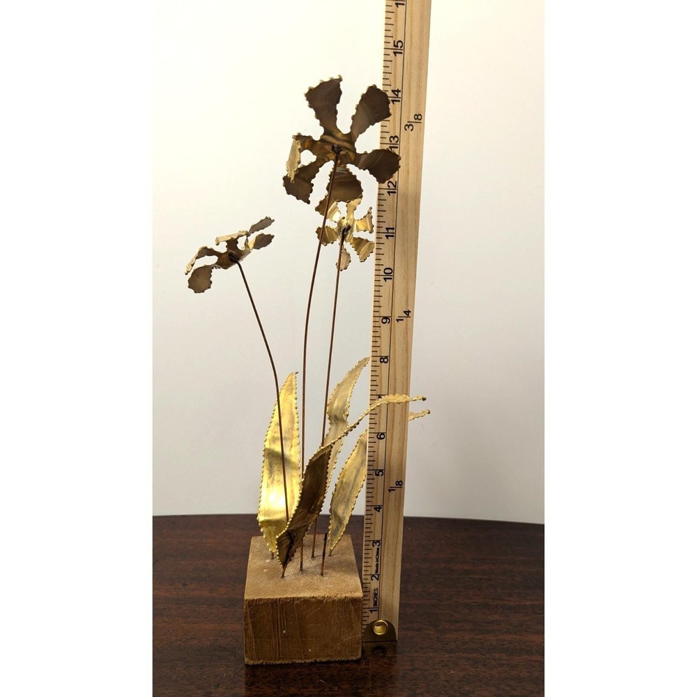 Vintage MCM Brutalist Brass Metal Floral Sculpture Wood Base Handmade Abstract - Picture 5 of 10